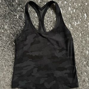 Lululemon sz 8 racerback black camo tank